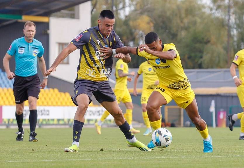 Рух в четвертый раз подряд сыграл вничью, вырвав ее у Александрии в последние секунды матча