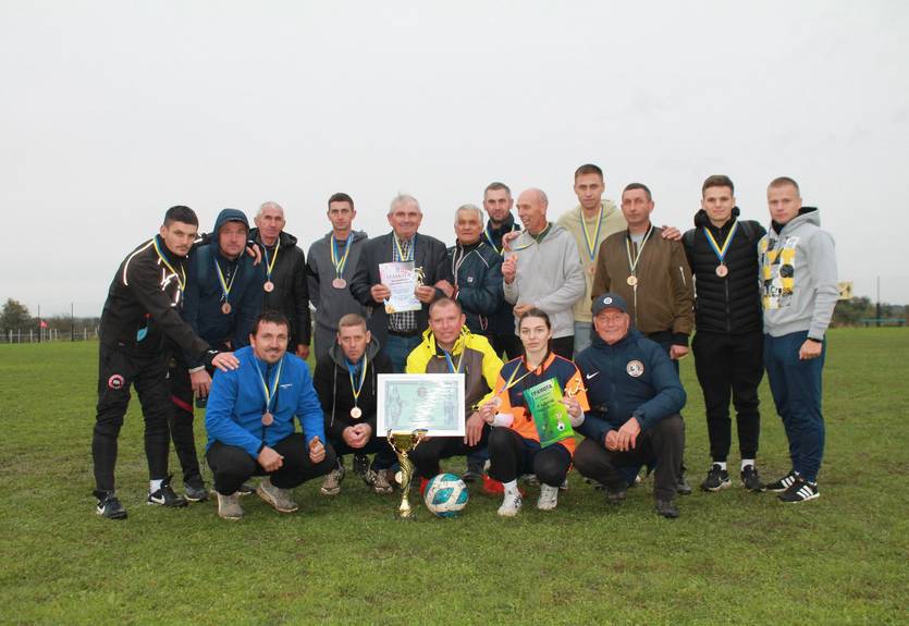 На Львовщине установили рекорд четыре команды, состоящие из однофамильцев На Львовщине установили рекорд четыре команды, состоящие из однофамильцев