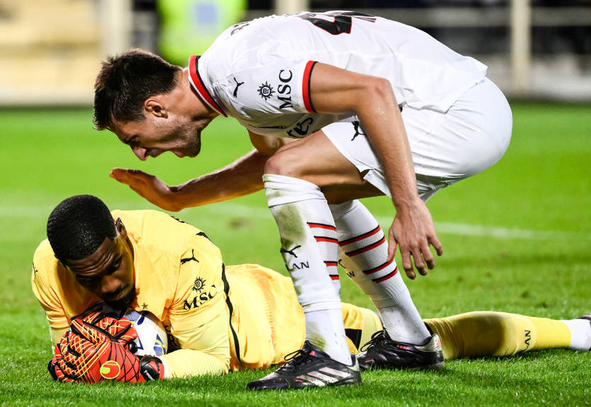 Милан работает над продлением контрактов с тремя игроками