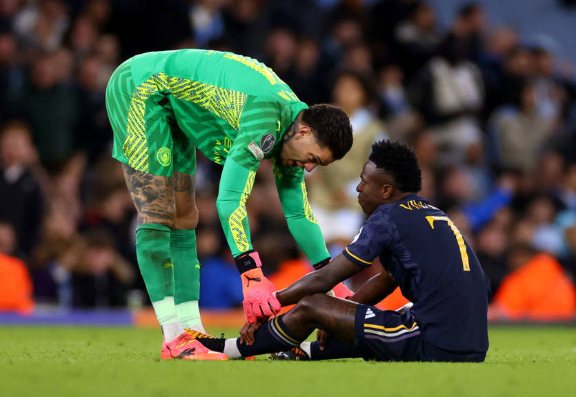 Голкіпер Манчестер Сіті назвав свого фаворита на Золотий м'яч - бразилець підтримав свого співвітчизника Голкіпер Манчестер Сіті назвав свого фаворита на Золотий м'яч - бразилець підтримав свого співвітчизника