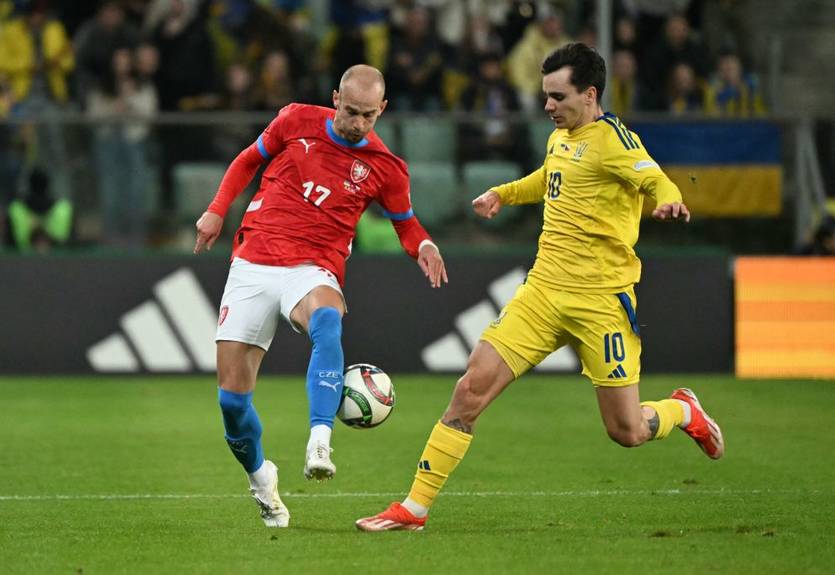 Шапаренко отримав ушкодження у матчі з Чехією