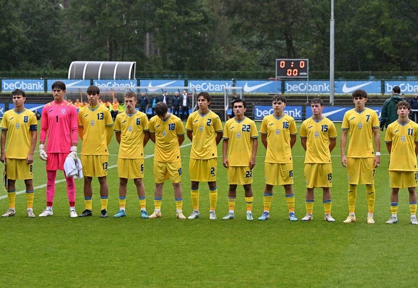 Сборная Украины U-17 обидно уступила лидерство в группе сверстникам из Бельгии Сборная Украины U-17 обидно уступила лидерство в группе сверстникам из Бельгии