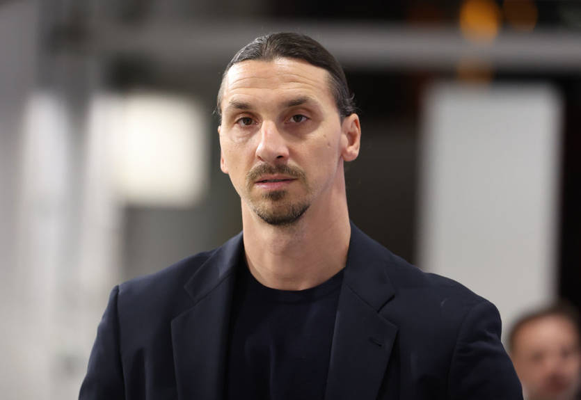 Ибрагимович разбил голову во время футбола – он показал последствия на фото