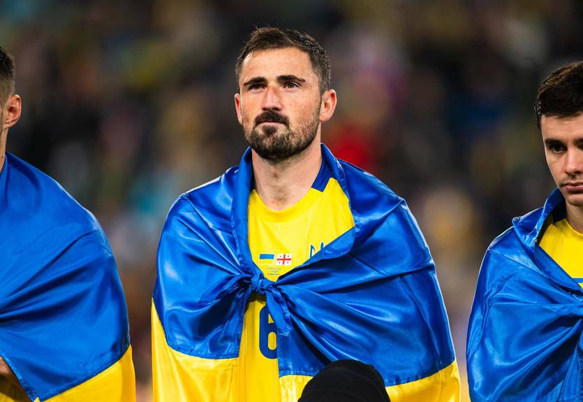 "Не треба робити поспішних висновків": Мілевський звернувся до фанатів Калюжного "Не треба робити поспішних висновків": Мілевський звернувся до фанатів Калюжного