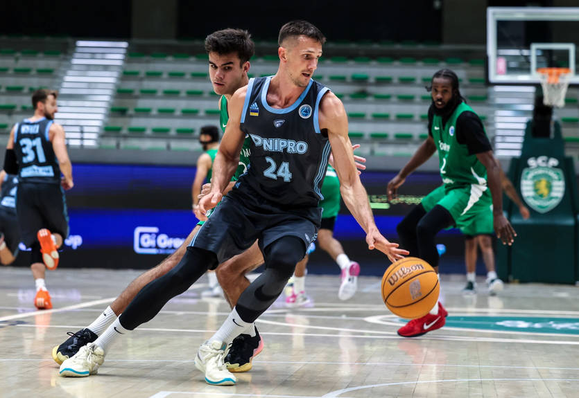 Дніпро здобув першу перемогу в Кубку ФІБА, обігравши Спортинг