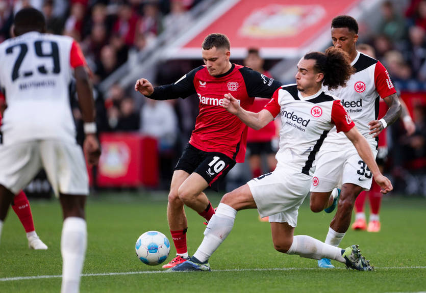 Байер вернулся в зону Лиги чемпионов, добыв волевую победу над Айнтрахтом Ф