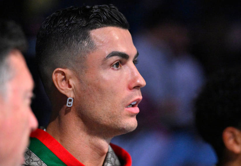 Роналду наживо спостерігав за поверненням Нганну, відвідавши бій камерунця в Саудівській Аравії Роналду наживо спостерігав за поверненням Нганну, відвідавши бій камерунця в Саудівській Аравії