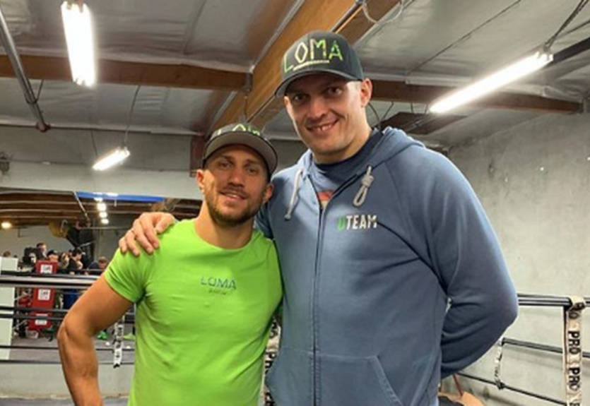 Ломаченко назвал преимущества Усика перед другими супертяжеловесами