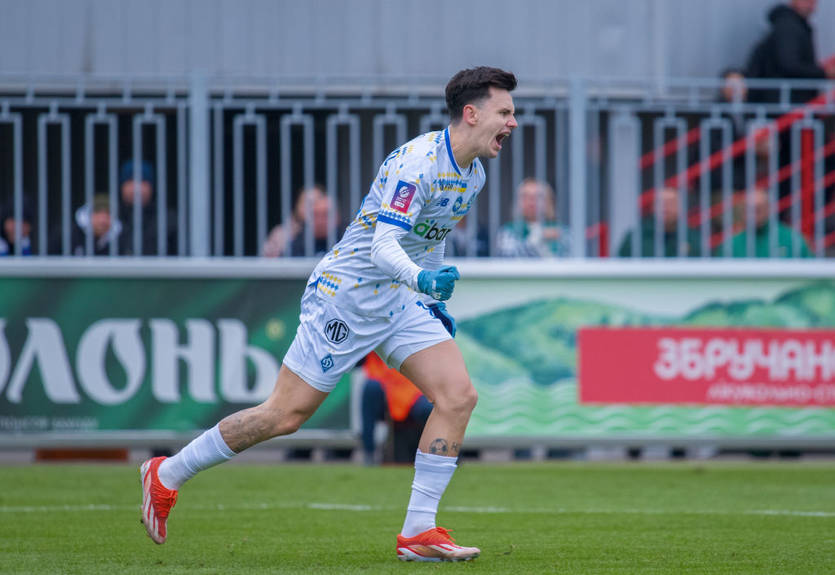 "Наклали три шви": Шовковський пояснив, чому Шапаренко не зіграв проти Шахтаря "Наклали три шви": Шовковський пояснив, чому Шапаренко не зіграв проти Шахтаря