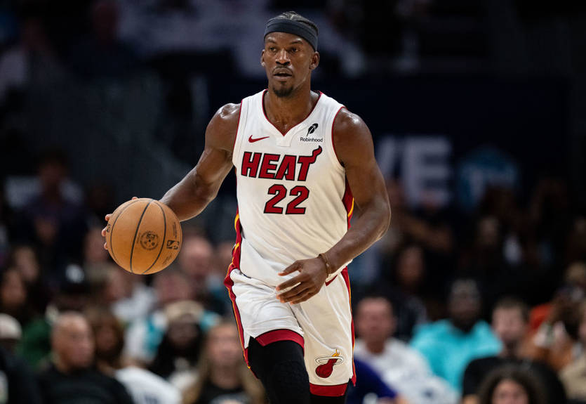 Хьюстон Рокетс заинтересованы в обмене Батлера из Майами Хьюстон Рокетс заинтересованы в обмене Батлера из Майами