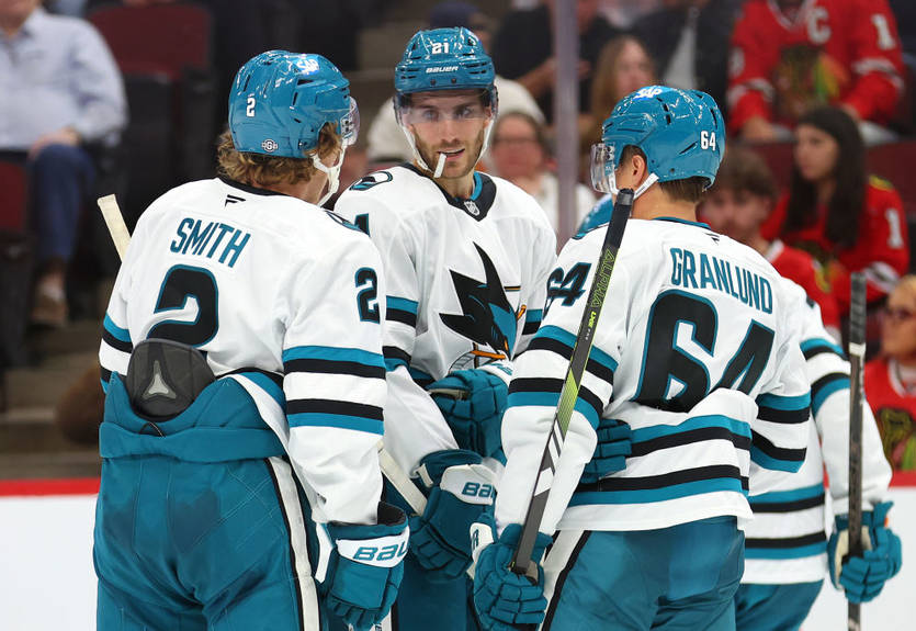 НХЛ: Сан-Хосе вырвал первую победу в сезоне, Виннипег уступил Торонто НХЛ: Сан-Хосе вырвал первую победу в сезоне, Виннипег уступил Торонто