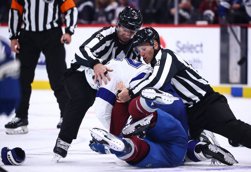 НХЛ: разгромные победы Виннипега, Юты и Нью-Джерси, Лос-Анджелес огорчил Вегас