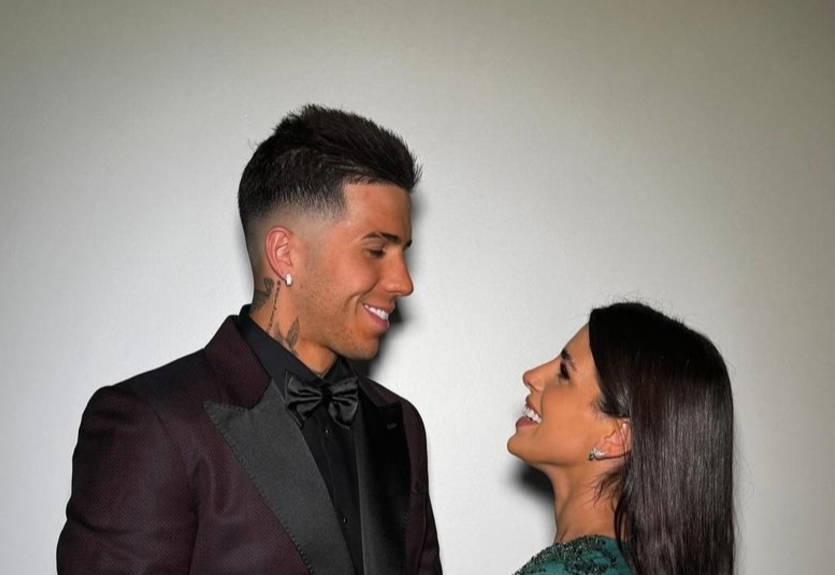 Одноклубник Мудрика розійшовся з коханою через незвичайну причину