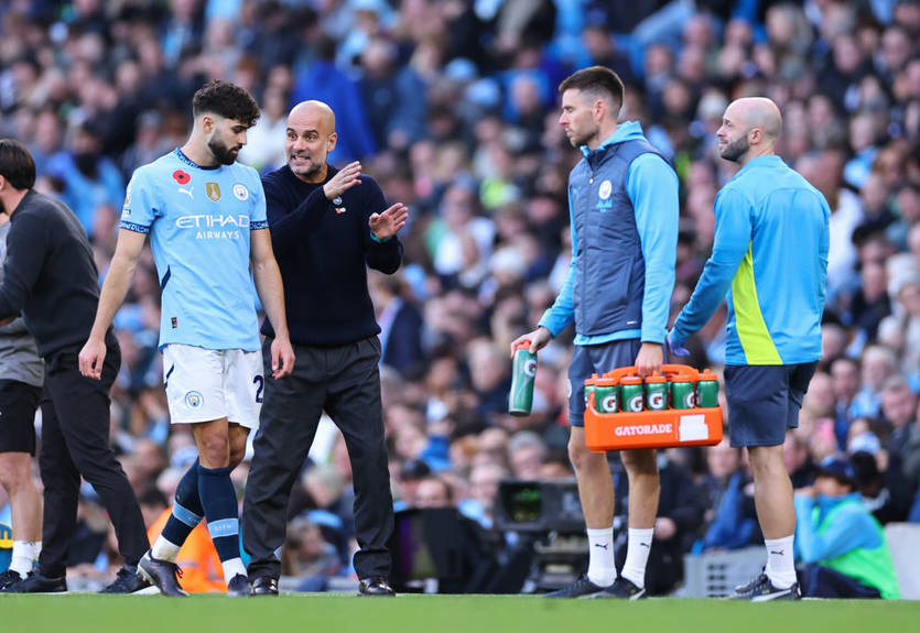 АПЛ оголосила претендентів на звання гравця і тренера жовтня