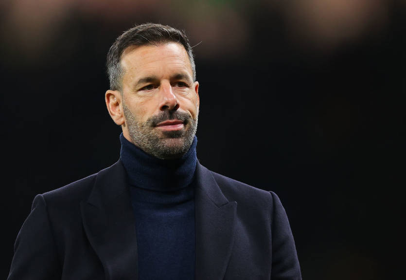 Ван Нистелрой намерен остаться в Манчестер Юнайтед Ван Нистелрой намерен остаться в Манчестер Юнайтед