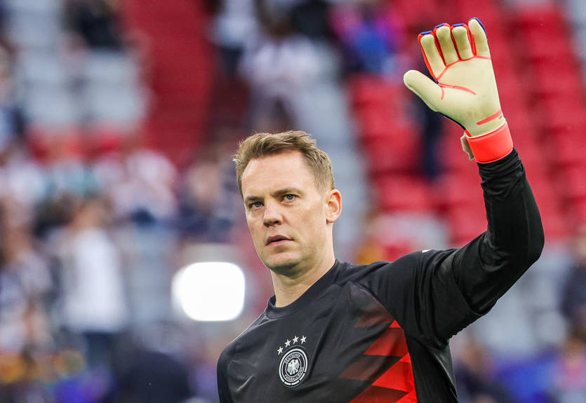 Баварія відклала продовження контракту з Нойєром