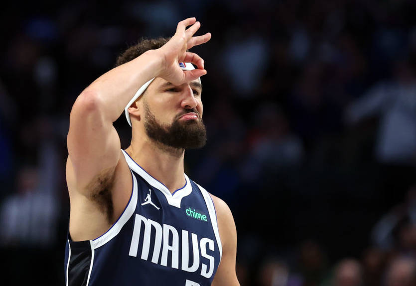 Томпсон - второй "самый быстрый" игрок, забросивший 2500 трехочковых