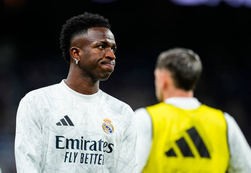 Анчелотти: Винисиусу грустно, но не из-за Золотого мяча, а из-за того, что произошло в Валенсии Анчелотти: Винисиусу грустно, но не из-за Золотого мяча, а из-за того, что произошло в Валенсии