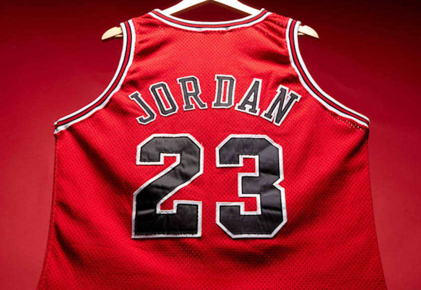 Ігрова джерсі Джордана була продана на аукціоні за майже 5 мільйонів доларів