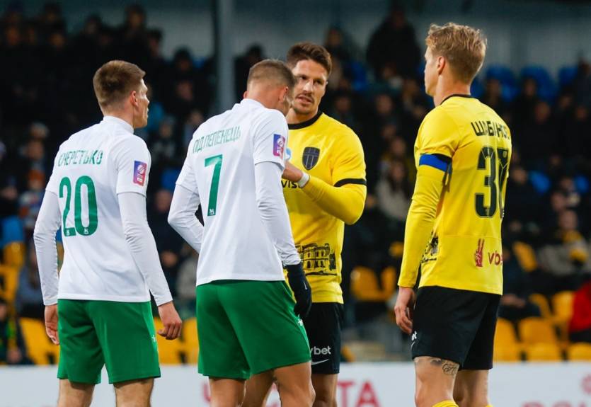 Впервые за 26 лет хет-триком в чемпионате Украины отличился центральный защитник