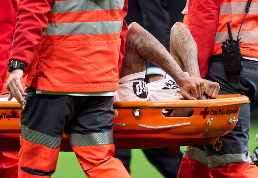 Милитао второй раз порвал "кресты"