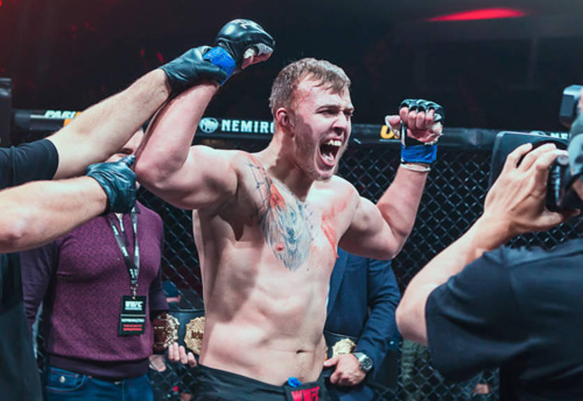 Украинец Спивак проиграл свой первый бой в UFC