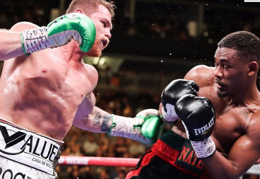 Альварес - Джейкобс: видео боя