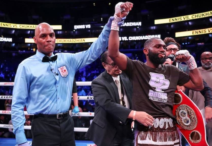 "Особливо не налаштувався": Тренер Енніса проаналізував перемогу над Чухаджяном