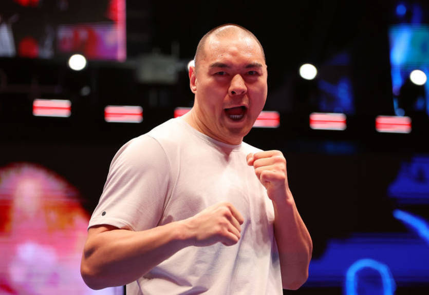 "Я фанат його стилю": Чжилей зізнався, на кого ставить у реванші Усик - Ф'юрі