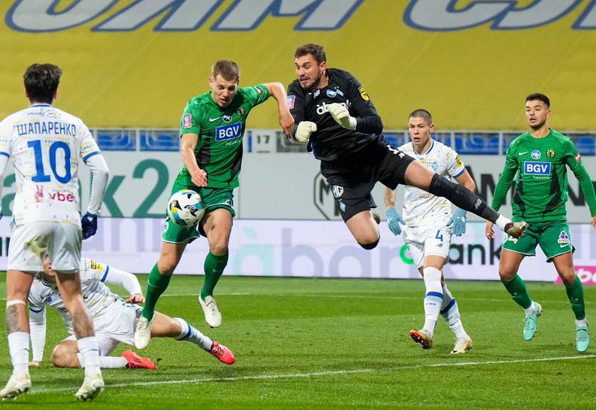 Динамо в большинстве, но не очень уверенно обыграло Полесье