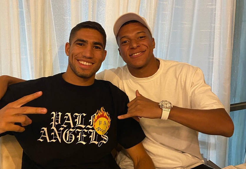 З кальяном та іграми: Мбаппе насолодився відпочинком з експартнером по ПСЖ