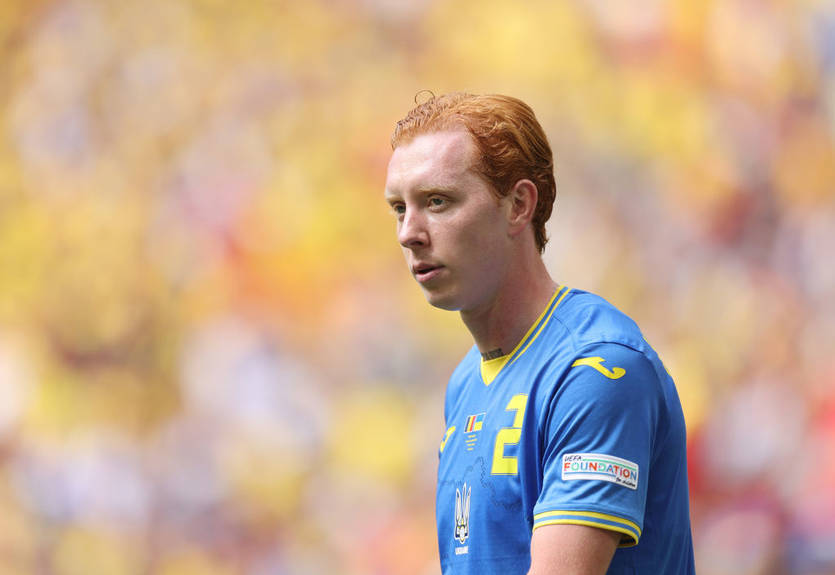 Гравець збірної України підписав контракт з агентством, яке представляє Забарного