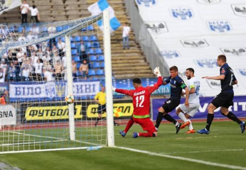 Десна - Черноморец 2:4 Видео голов и обзор матча Десна - Черноморец 2:4 Видео голов и обзор матча