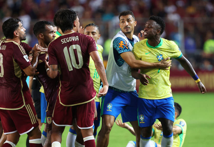 Винисиус мог принести Бразилии победу над Венесуэлой, но не забил пенальти Винисиус мог принести Бразилии победу над Венесуэлой, но не забил пенальти