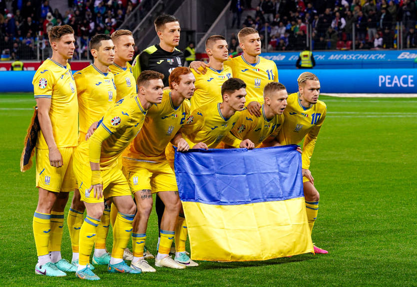 Сборная Украины показала особую футболку, посвященную войне