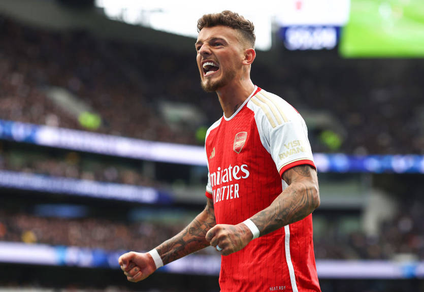 Защитник Арсенала перенес операцию и пропустит еще несколько месяцев