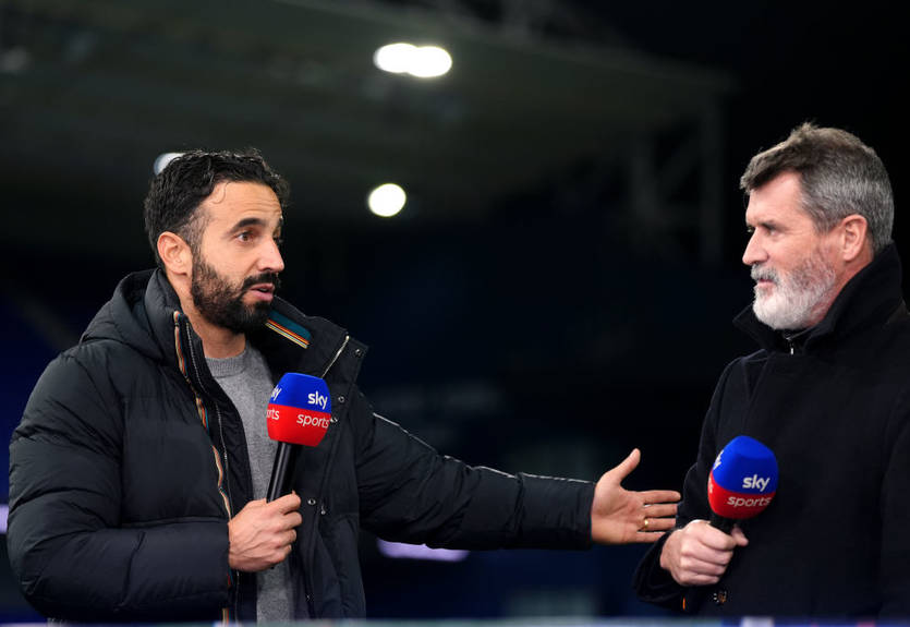 Легенда МЮ предложил фанату "разобраться на парковке" Легенда МЮ предложил фанату "разобраться на парковке"