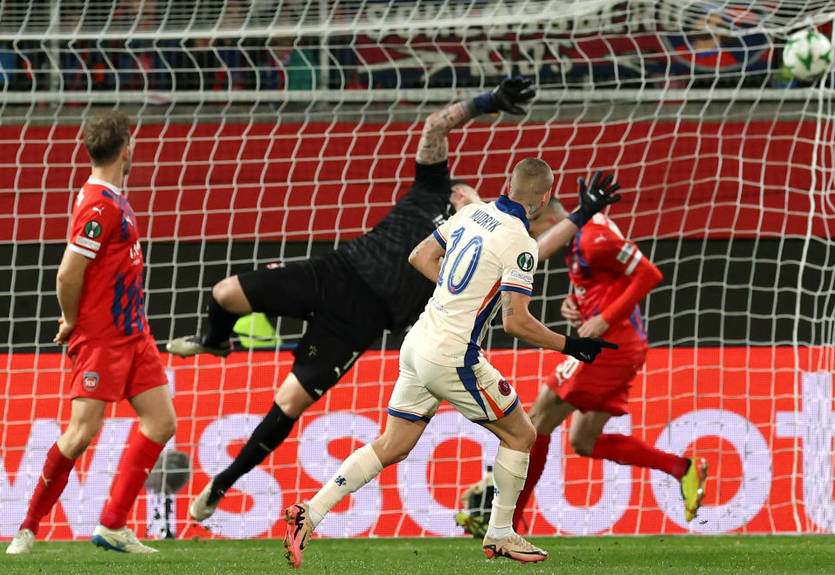 Мудрик отличился голом в матче Лиги конференций