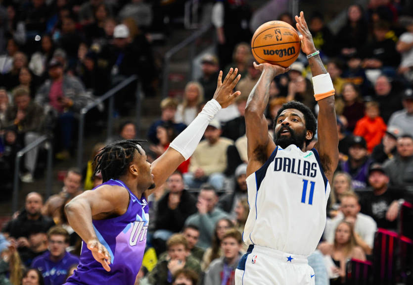 НБА: Даллас обыграл Юту без Михайлюка, Голден Стэйт уступил Финиксу НБА: Даллас обыграл Юту без Михайлюка, Голден Стэйт уступил Финиксу