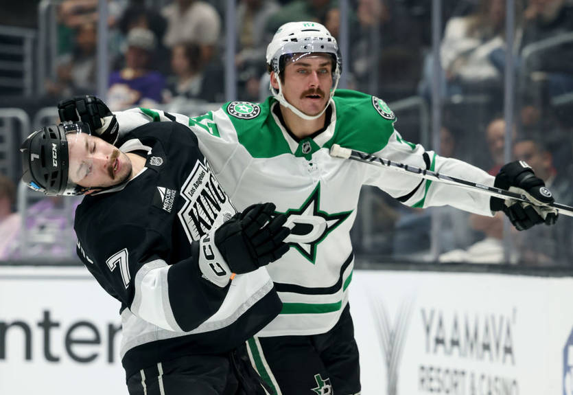 НХЛ: Лос-Анджелес сделал камбэк в матче с Далласом, победы Бостона и Вегаса НХЛ: Лос-Анджелес сделал камбэк в матче с Далласом, победы Бостона и Вегаса