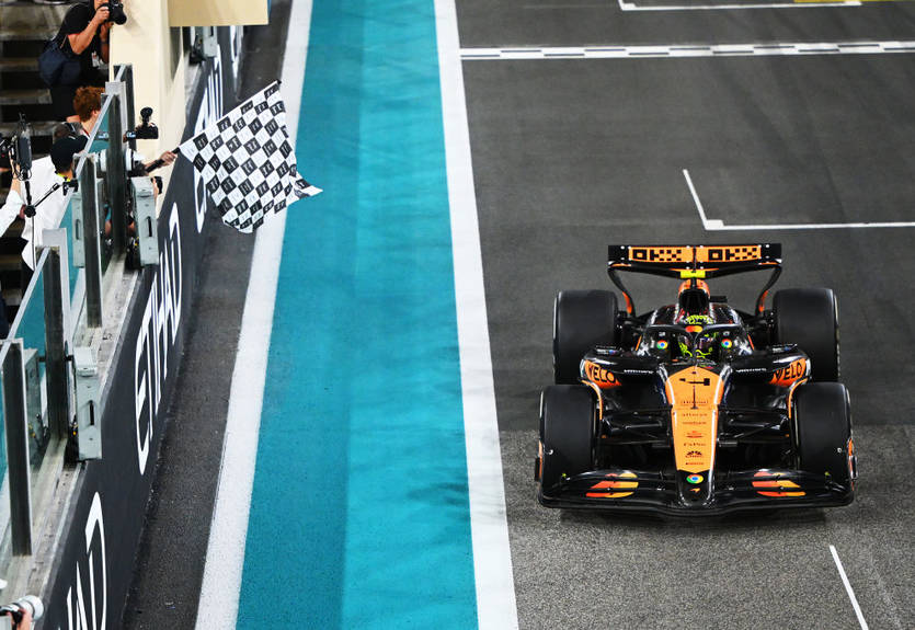 Норрис выиграл Гран-при Абу-Даби и принес Макларен долгожданный Кубок конструкторов