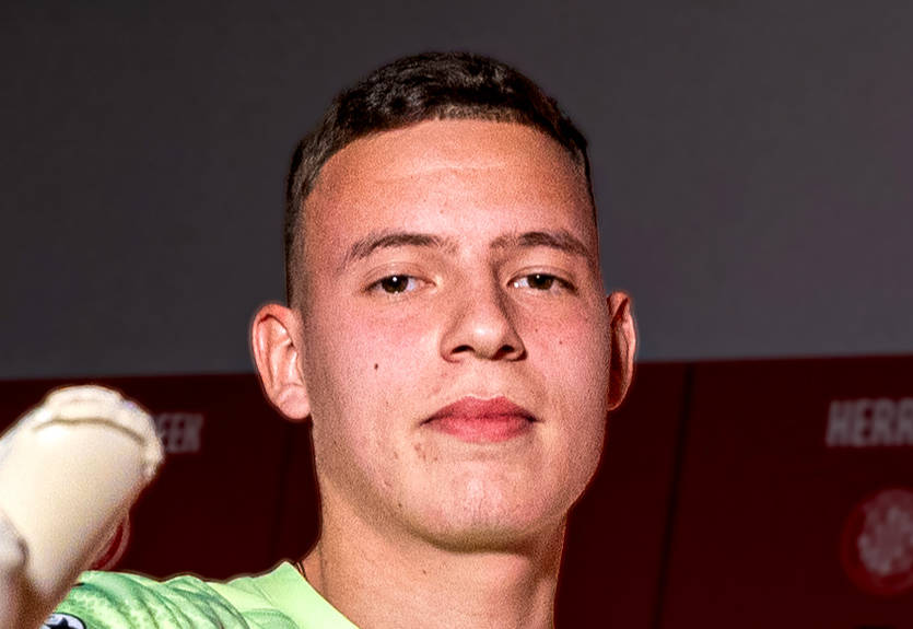 Крапивцов: Моя цель - дебютировать за Жирону в Ла Лиге и в европейских соревнованиях