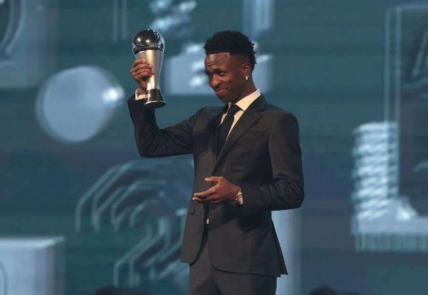 Винисиус Жуниор признан лучшим игроком года по версии ФИФА