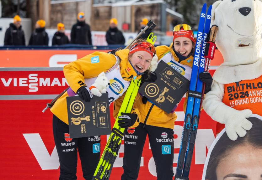 Впервые в истории гонку Кубка мира по биатлону выиграла родившаяся в XXI веке девушка