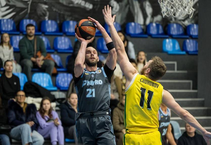 Капітан Дніпра першим в історії Суперліги зіграв 500 матчів