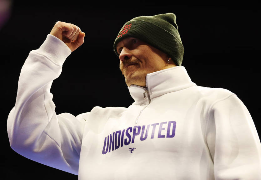 Усик розповів, кого зі своїх британських суперників не вважає другом