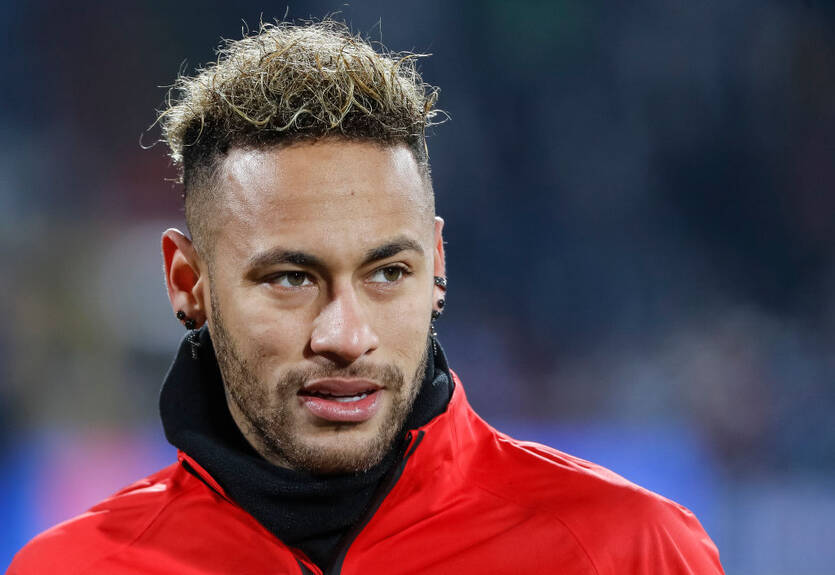 Неймар получил дисквалификацию на 3 матча за удар болельщика