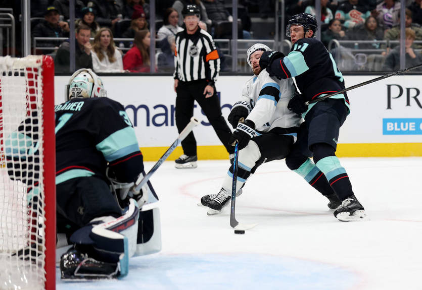 НХЛ: Флорида і Сієтл накидали по п'ять шайб своїм суперникам НХЛ: Флорида і Сієтл накидали по п'ять шайб своїм суперникам