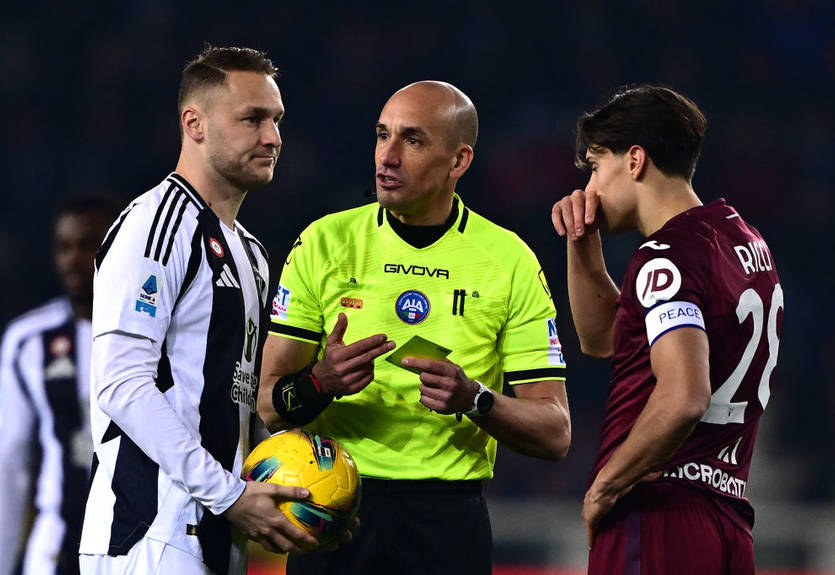 Ювентус и Торино не определили сильнейшего в туринском дерби