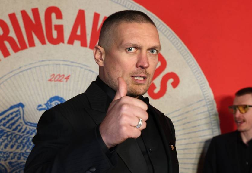 "Мой друг, жадное пузо, ты замечательный": Усик обратился к Фьюри после признания лучшим боксером года